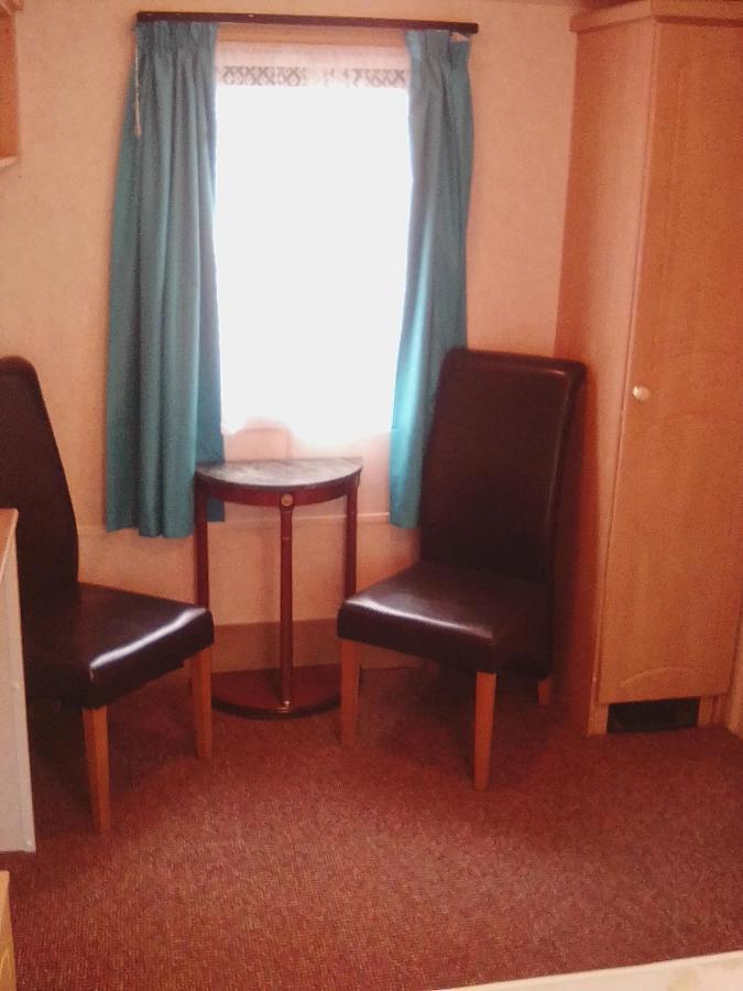 Cosy Chalet Mobile Home , Peace & Quiet Dingle Ngoại thất bức ảnh