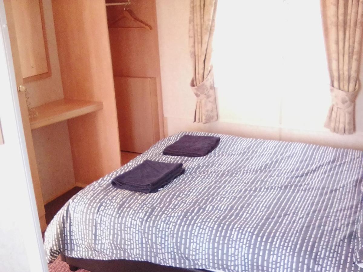 Cosy Chalet Mobile Home , Peace & Quiet Dingle Ngoại thất bức ảnh